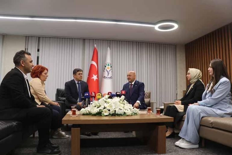 Siyasi partiler arasında bayramlaşma ziyaretleri