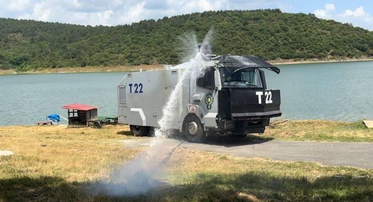 Polisten Sultangazi Kent Ormanında yangın tatbikatı